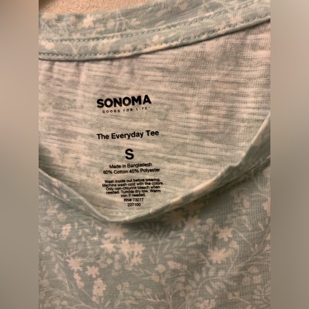 Woman tee - Picture 2 of 5